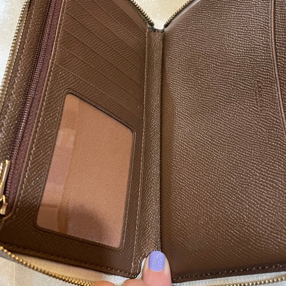 Coach Gold-Logo Pebbled Leather Wristlet in cream color - Picture 4 of 9